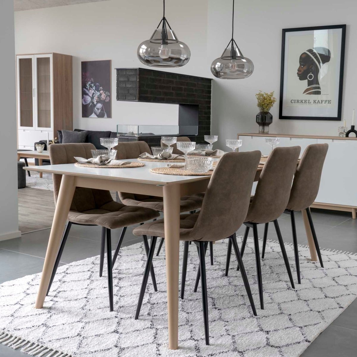2-pk Middelfart spisestol lys brun