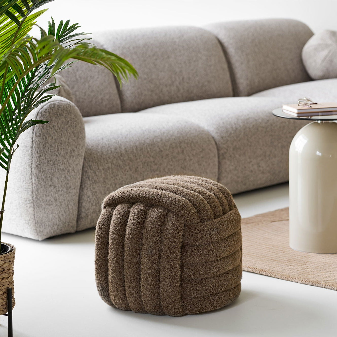 Napier puff brun ø48 cm