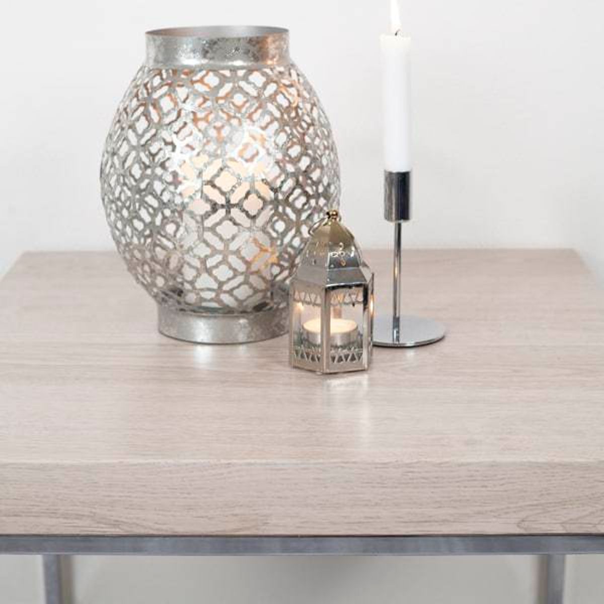 Vareprøve: Oak Minimal kontaktplast - Lindas Dekor