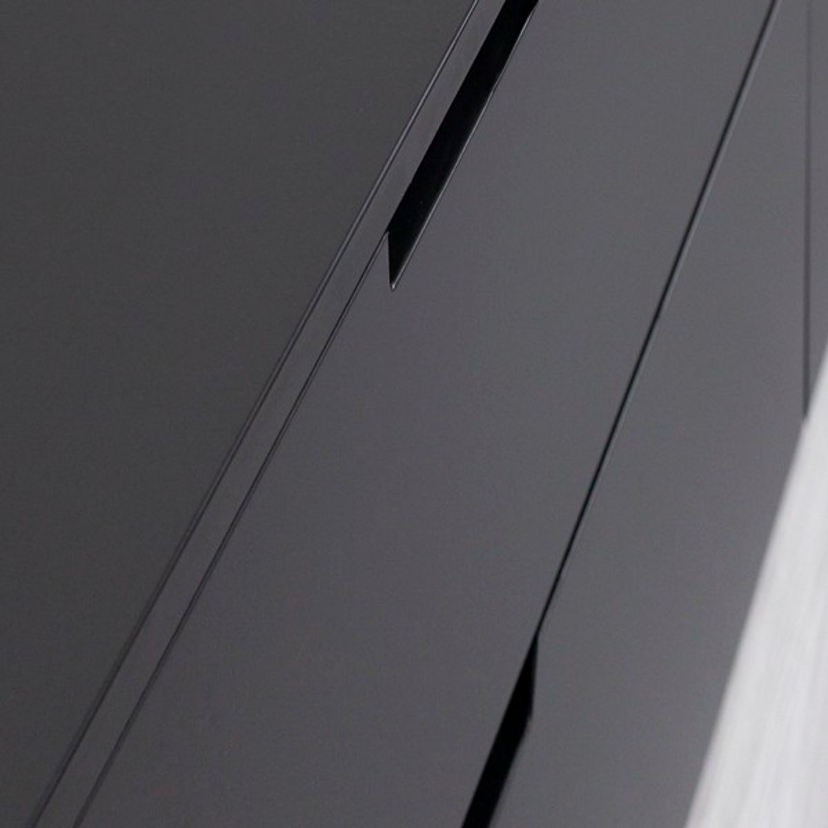 Vareprøve: Uni Matt sort kontaktplast