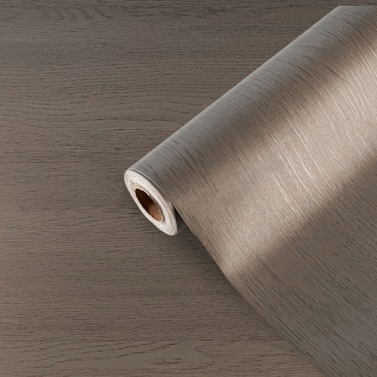 Vareprøve: Calm oak greige kontaktplast - Lindas Dekor