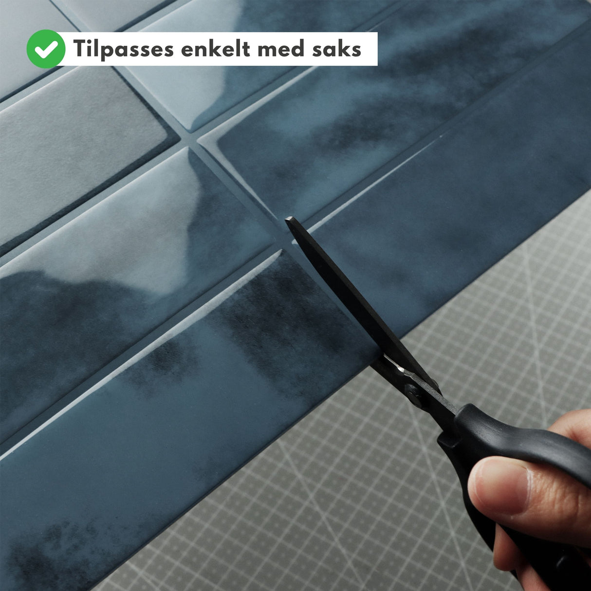 Vareprøve: Adelina blå selvklebende veggfliser