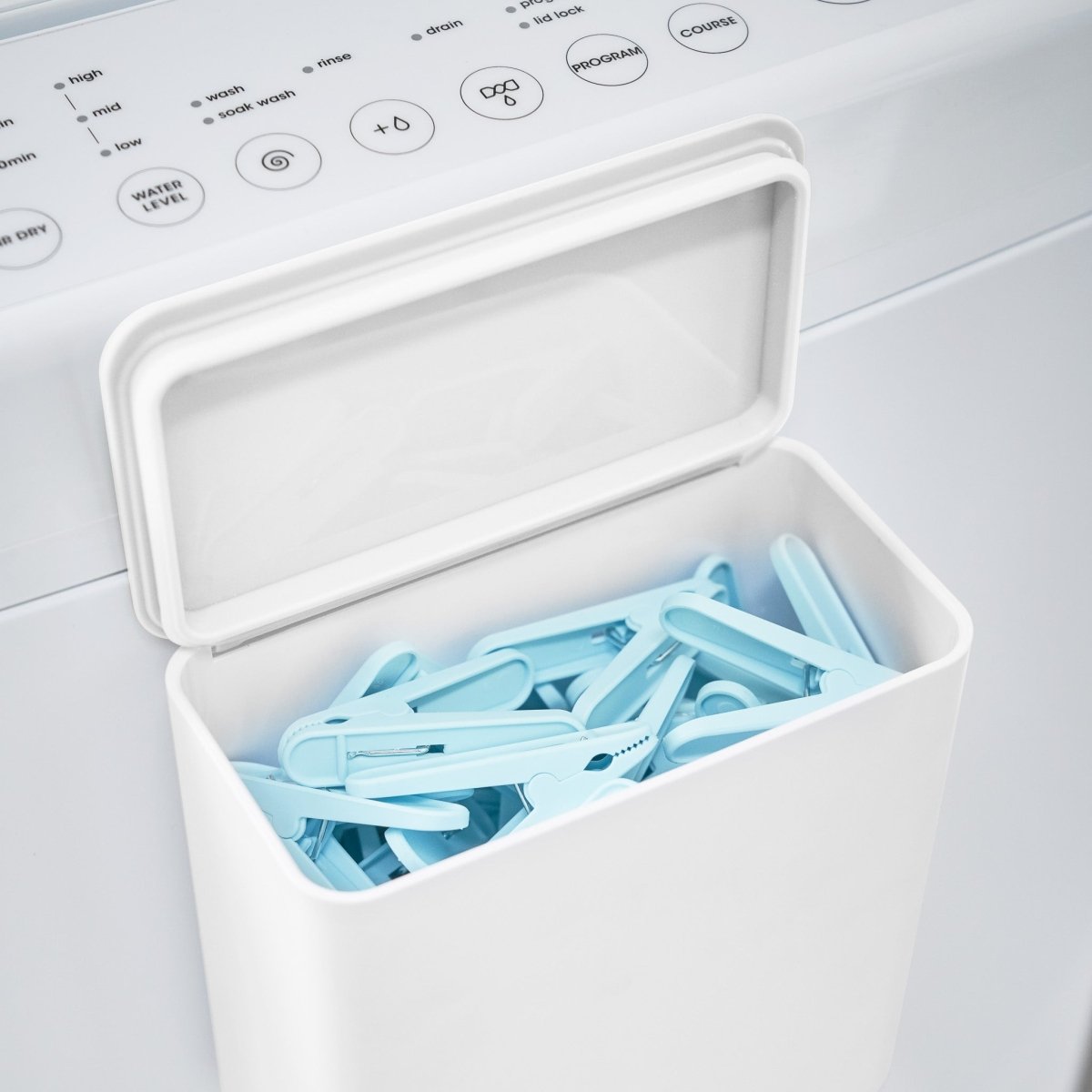 Magnetisk boks med lokk hvit - Lindas Dekor