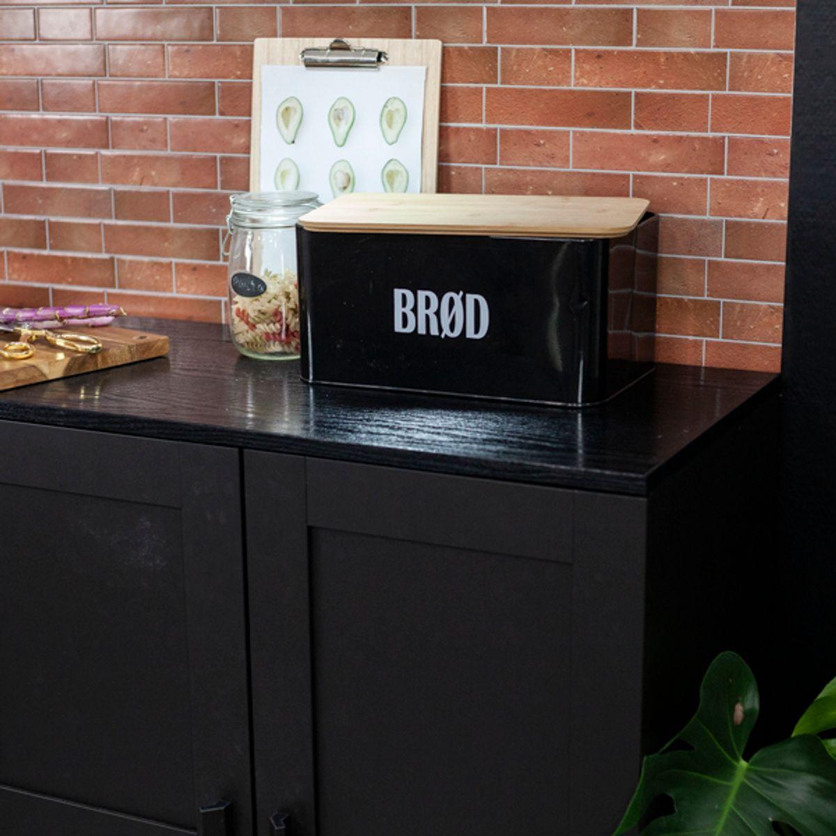 Vareprøve: Blackwood Kontaktplast - Lindas Dekor