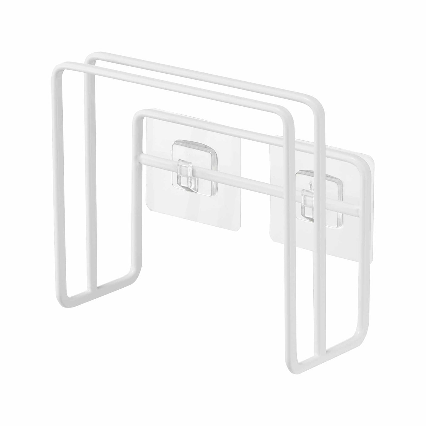 Veggmontert holder til skjærebrett med plass til flere brett i ulik tykkelse