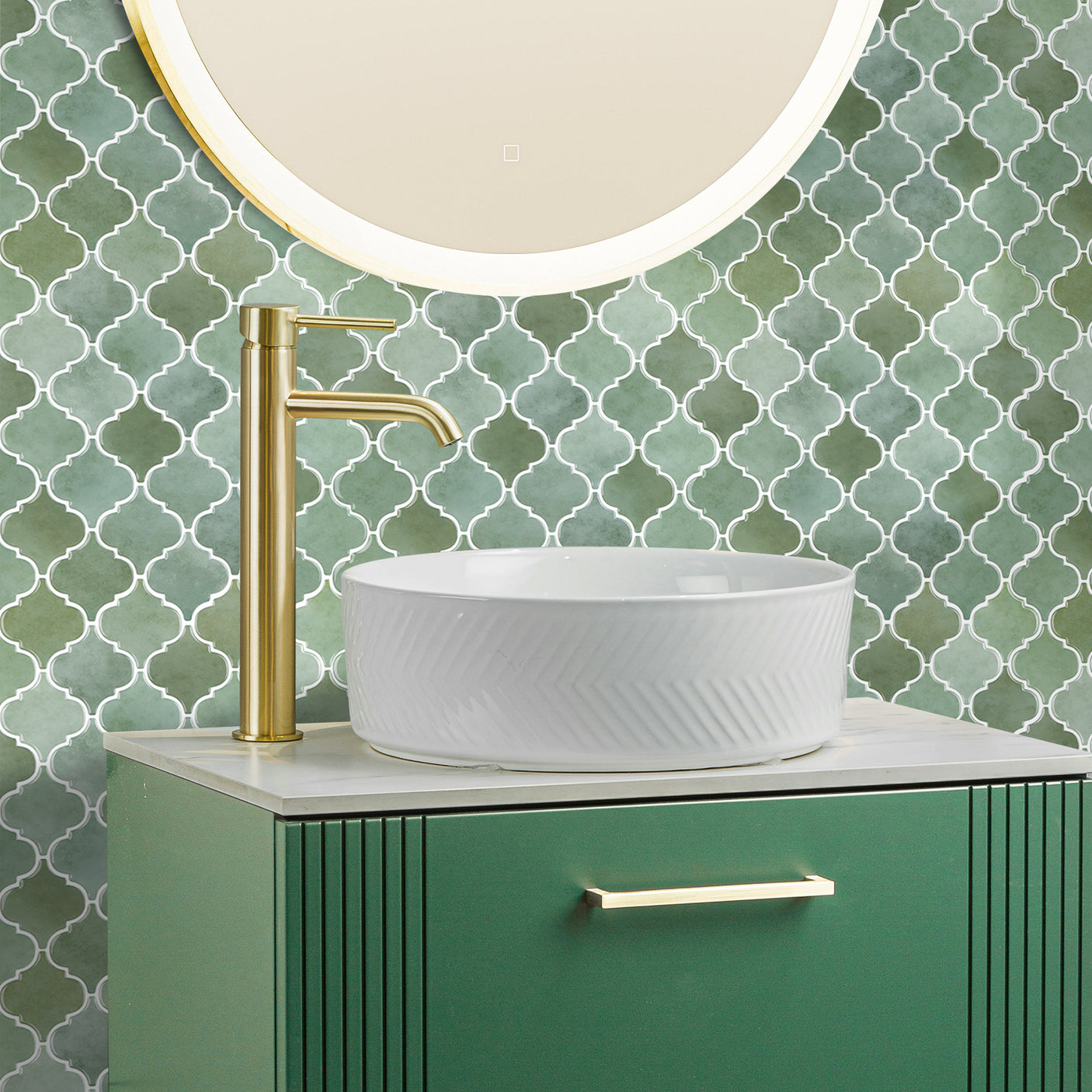 Lanterne grønn selvklebende veggflis gir en tidløs stil.