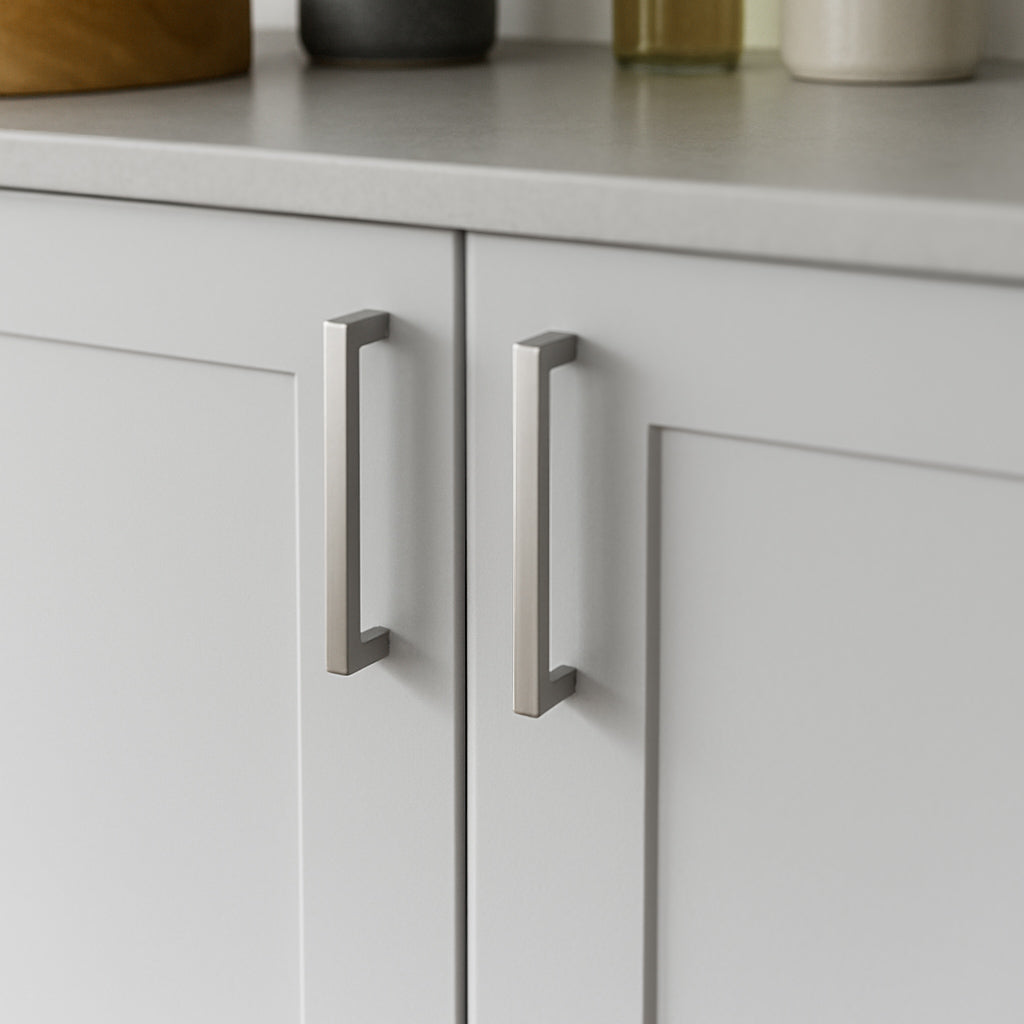 Handtag silverfärgat