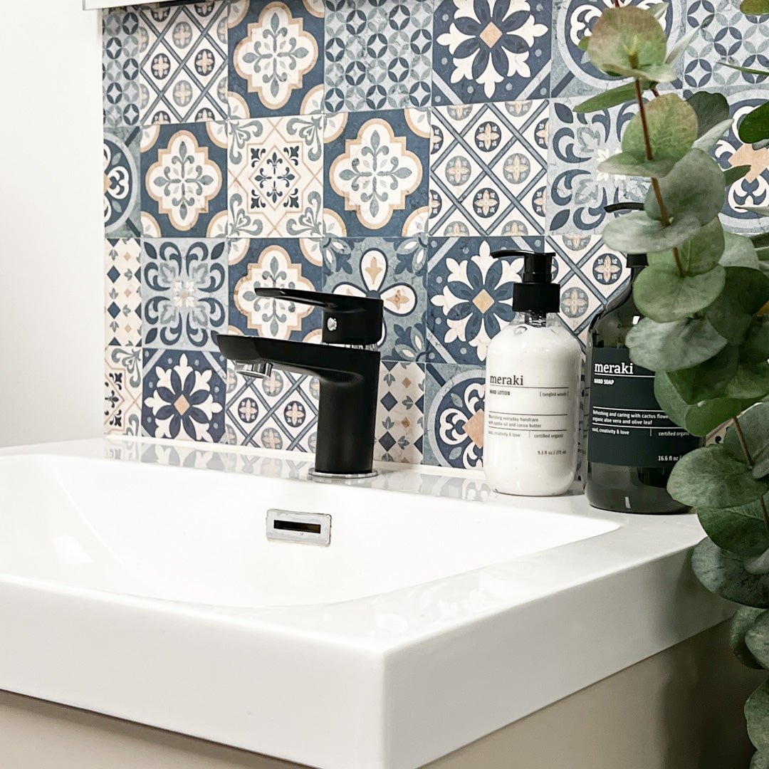 Vareprøve: Cassablue tiles kontaktplast - Lindas Dekor