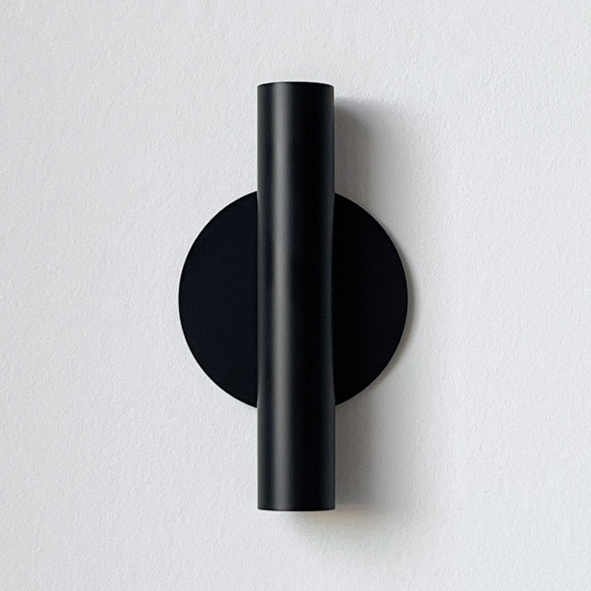 Manhattan-vase, matt svart - Lindas Dekor Veggvase