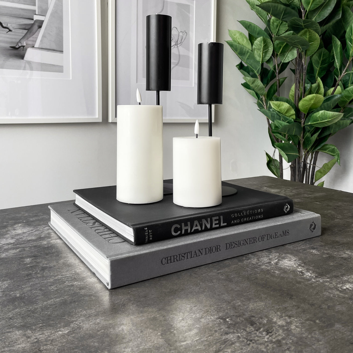 Betonglook kontaktplast som beskyttelse og dekor på kjøkkenbenk