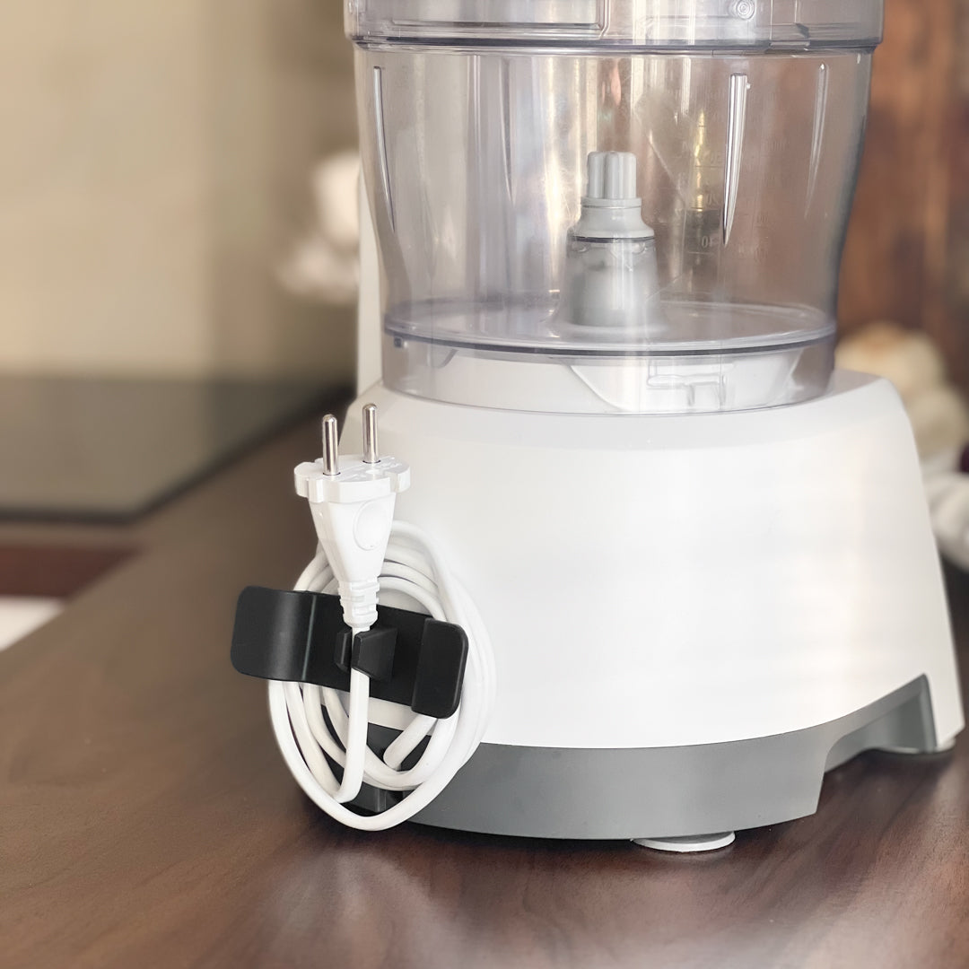 Selvklebende Ledningsholder til kjøkken