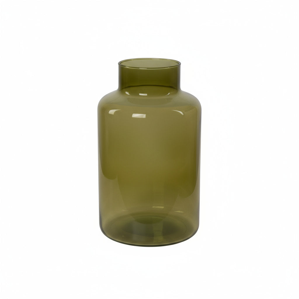 Vase i grønt resirkulert glass 14 x 25 cm – enkel dekorvase fra Lindas Dekor til blomster eller strå.