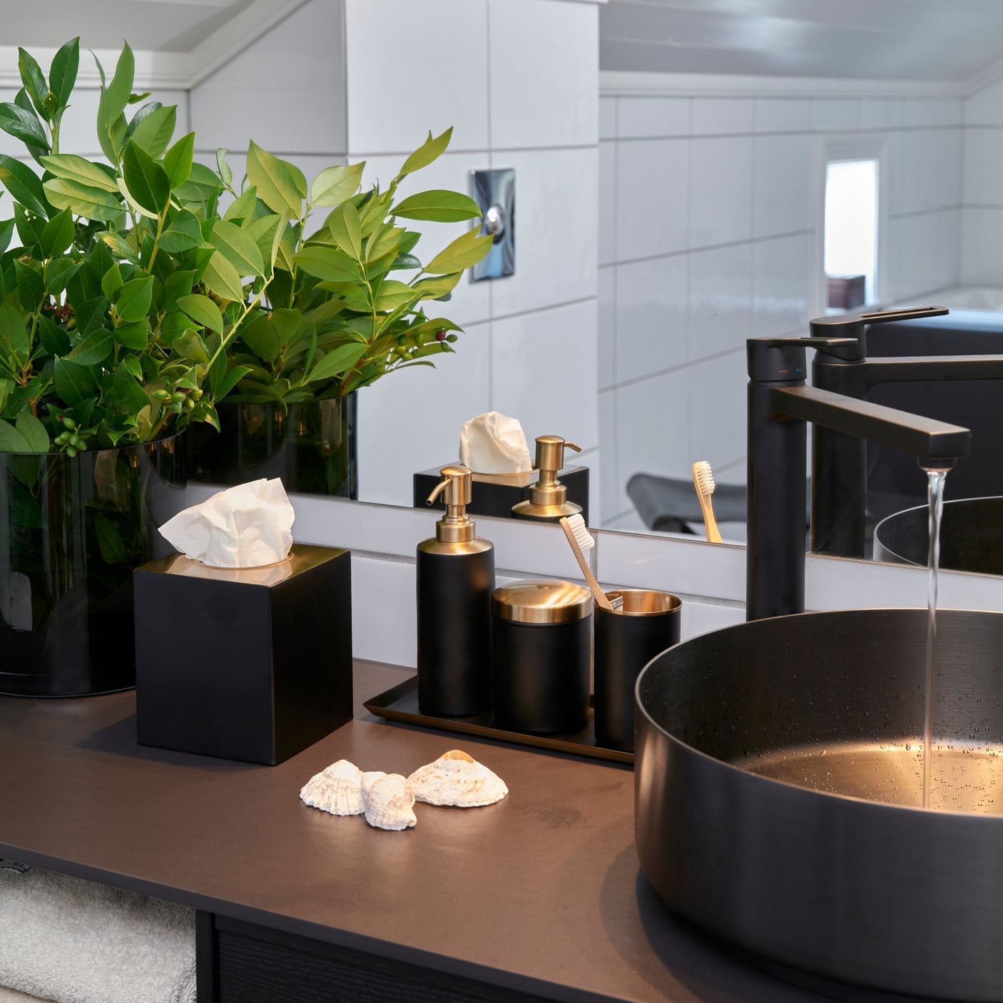 Gio såpedispenser i metall fra Halvor Bakke