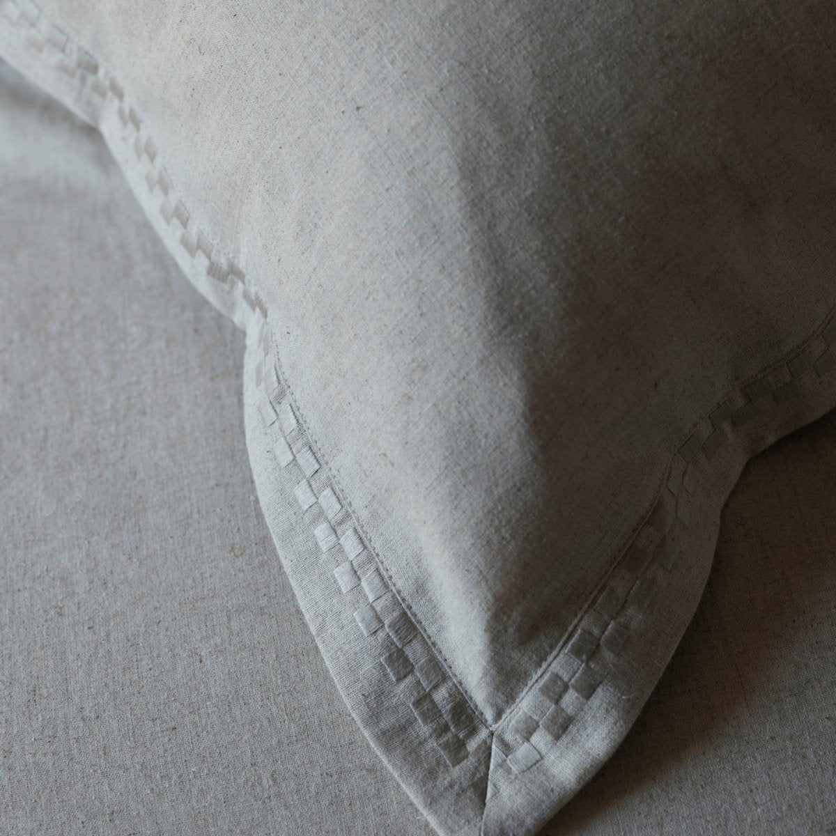 Halvor Bakke Trae sengesett Lin 140 x 220 cm - Lindas Dekor