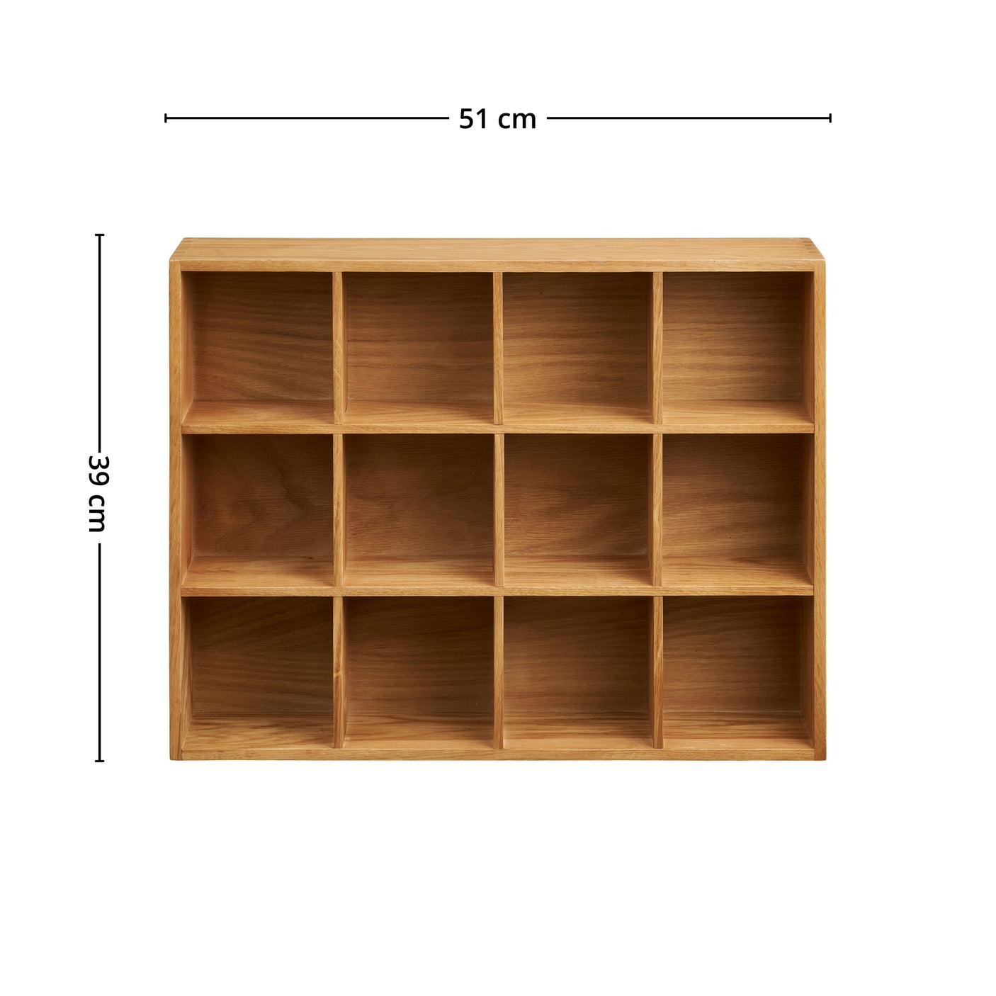 Kompakt vegghylle i eik 11 cm dyp med kopper og kjøkkendekor