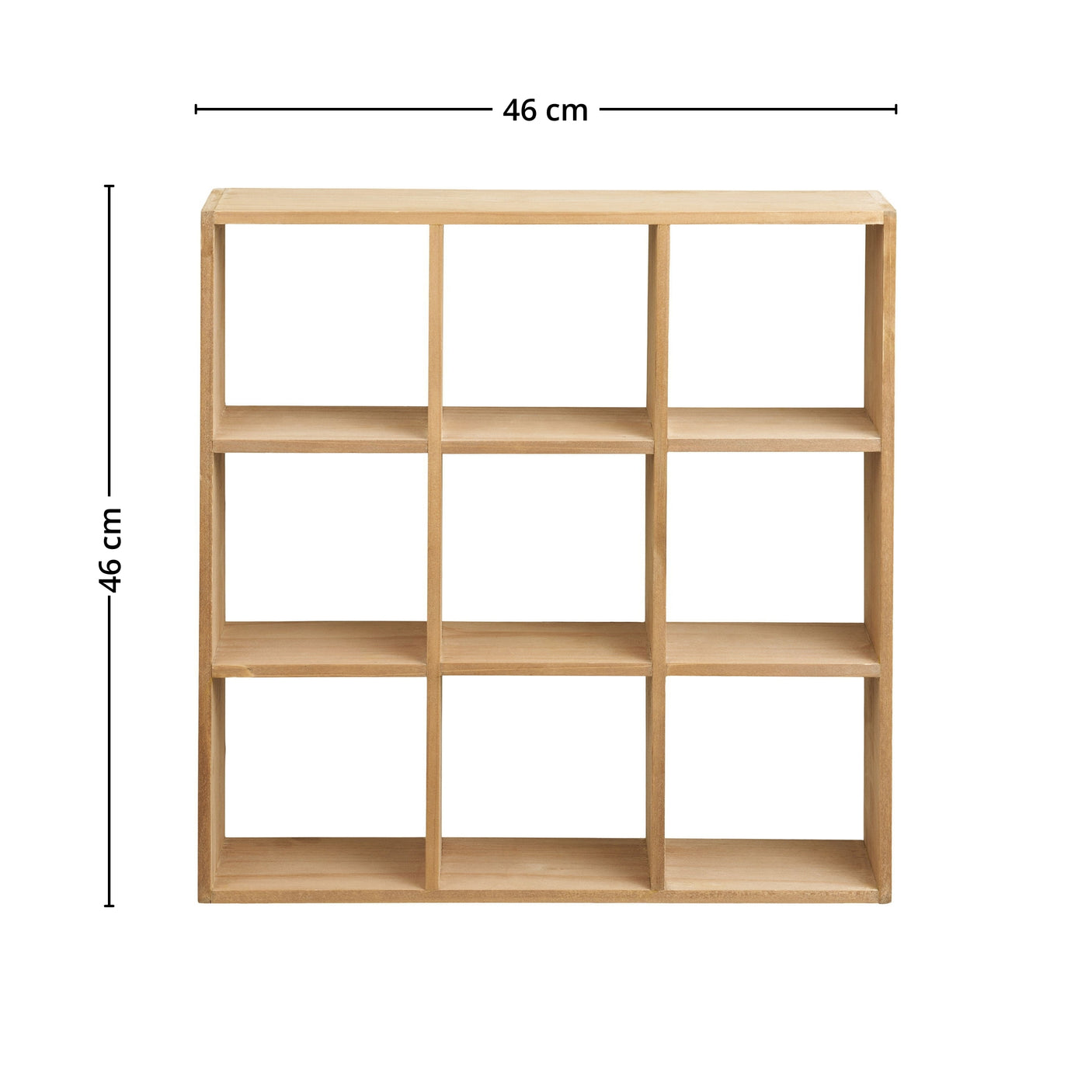 Furu vegghylle brukt i stue