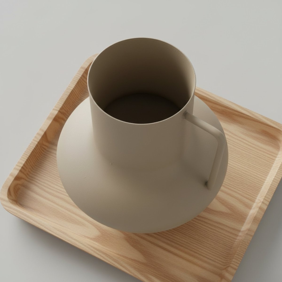 Vase matt sand med håndtak 14 x 15 cm - Lindas Dekor