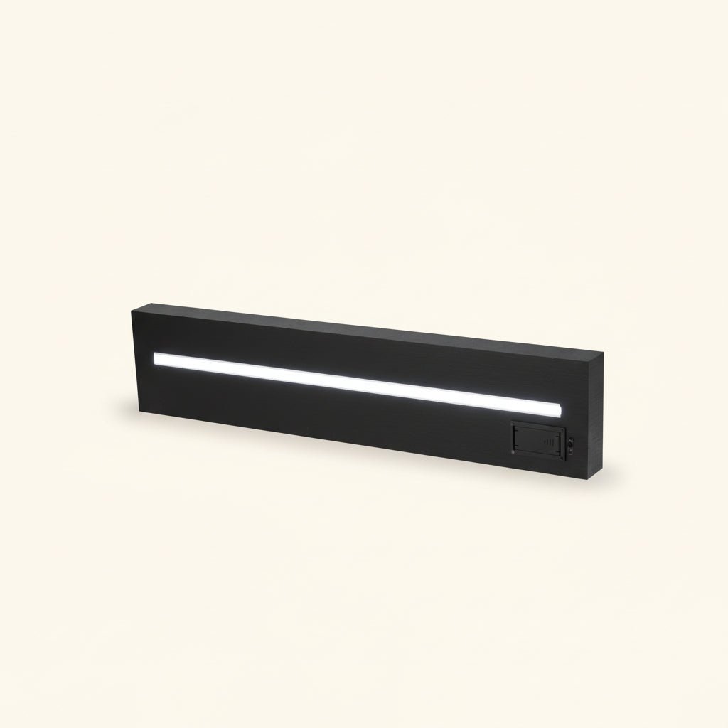 Hylle med LED - lys sort - Lindas Dekor
