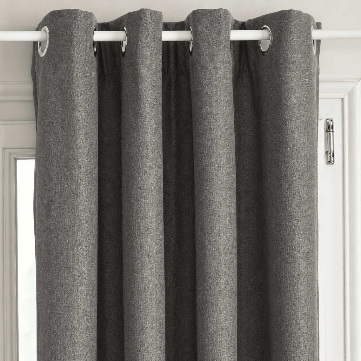 Isa termogardin mørk grå 140 x 260 cm - Lindas Dekor Gardin