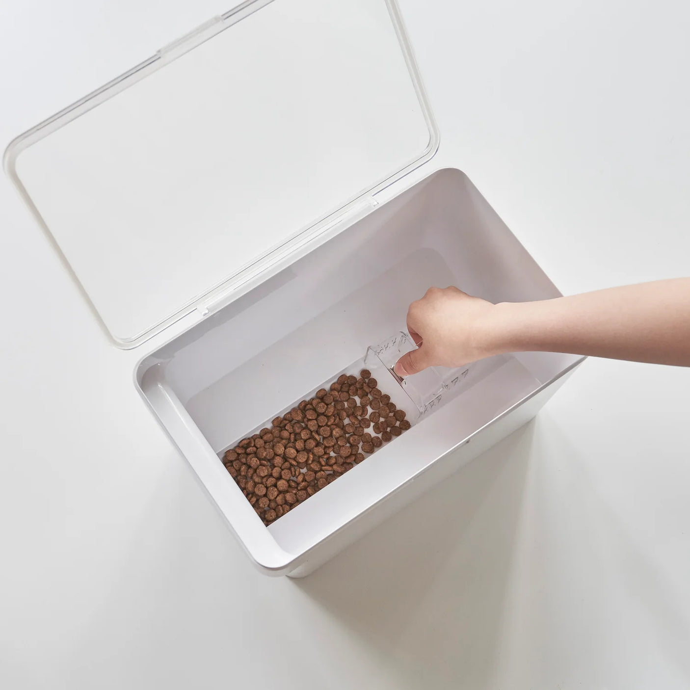 Lufttett oppbevaringsboks for dyrefôr 3,5 kg hvit