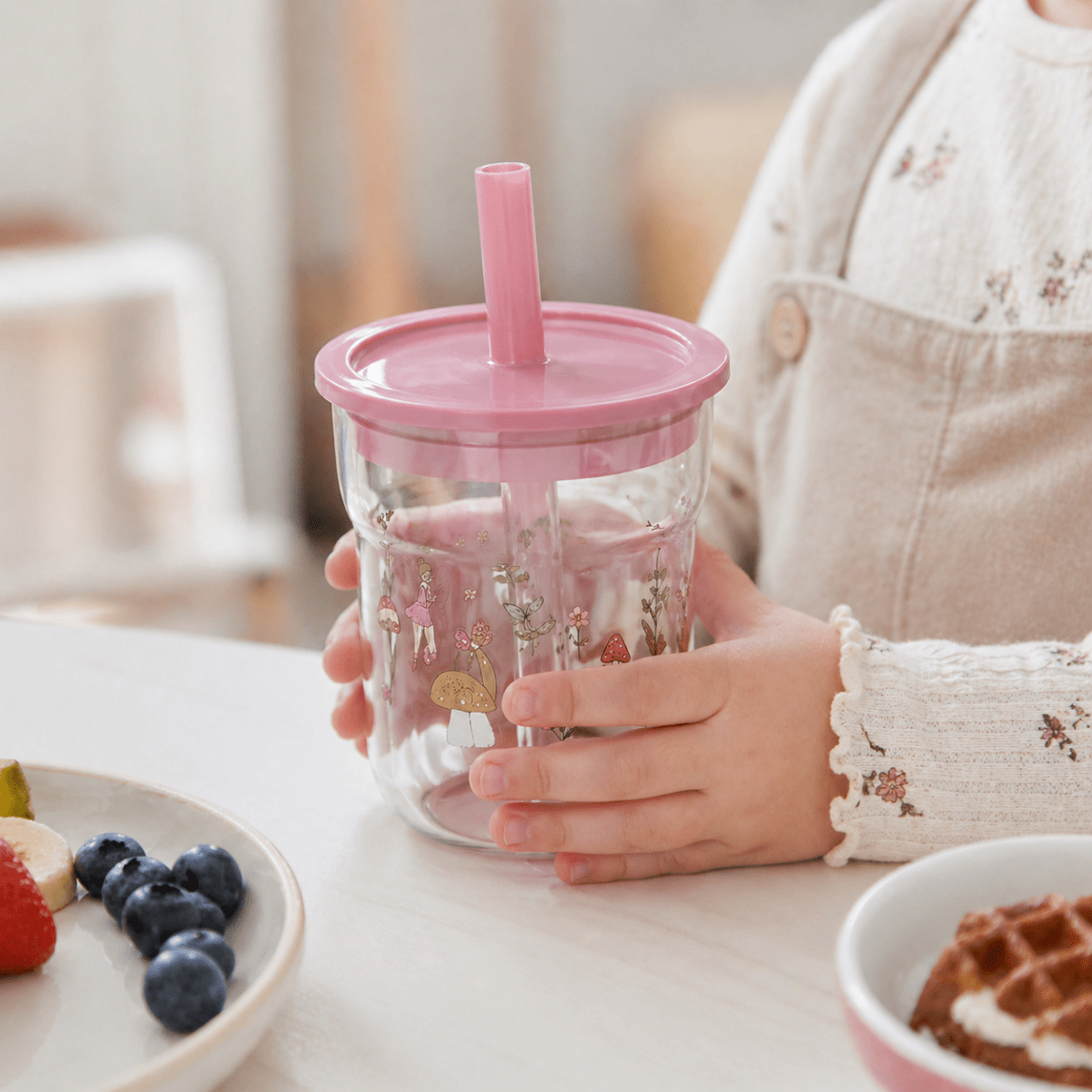 Barneglass med sugerør rosa Mio 250 ml - Lindas Dekor