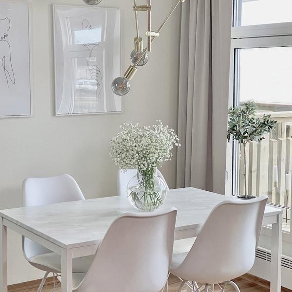 Marmor romeo kontaktplast hvit matt finish på benkeplate