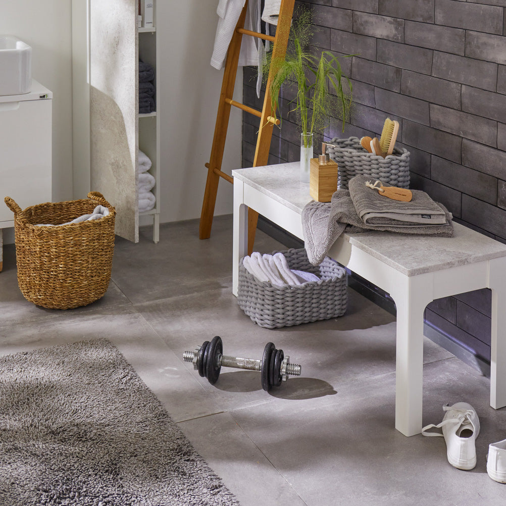 Avellino stenkontaktplast