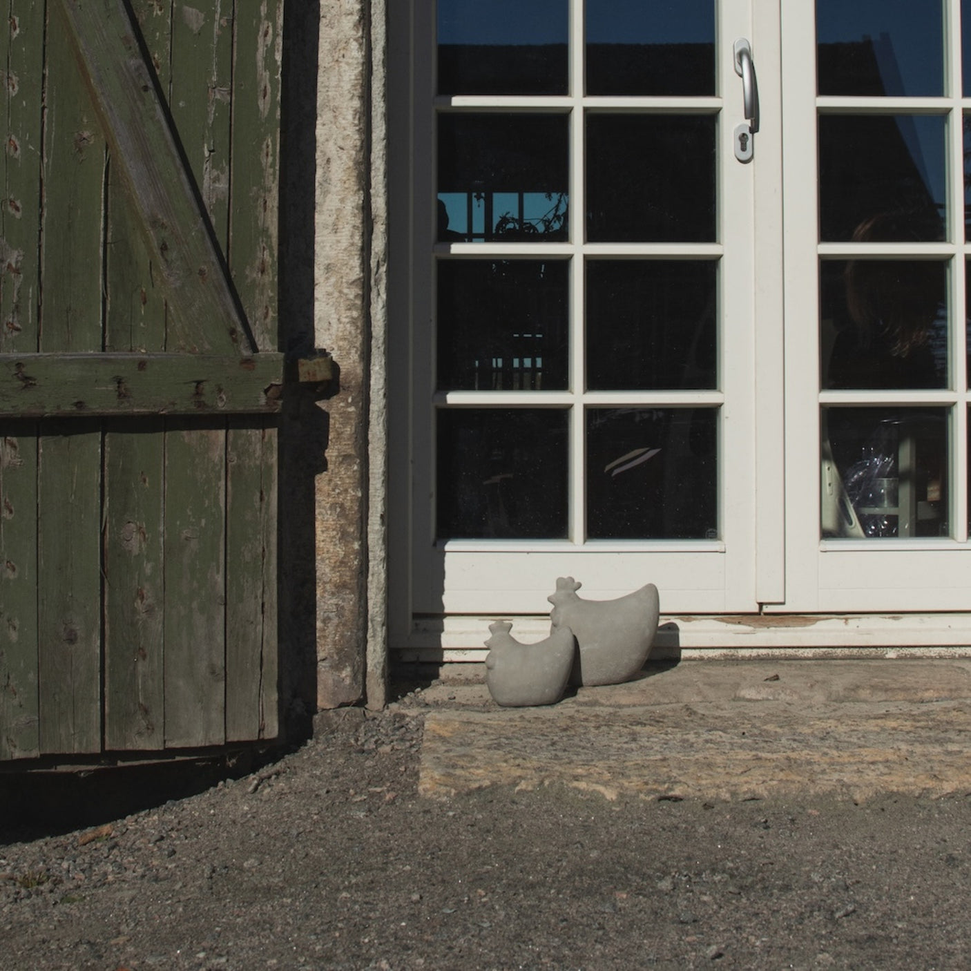 DBKD Concrete Hen 14 cm påskepynt