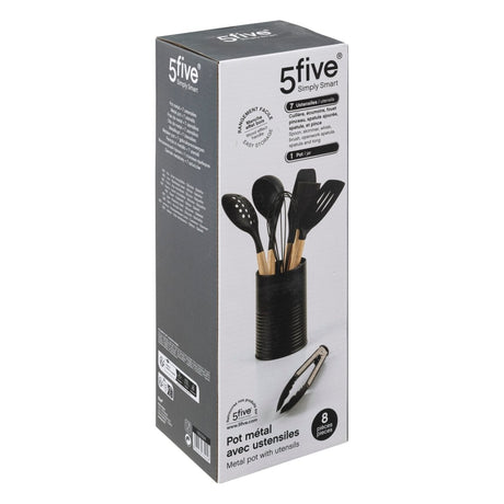 Køkkenredskaber med træskaft og holder fra 5Five Simply Smart i original emballasje.