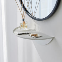 Vegghylle halvrund hvit