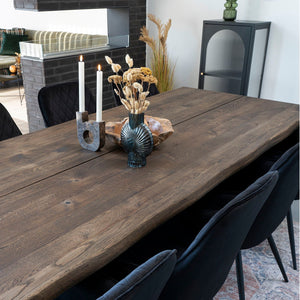 Toulon bord 240 cm røget eg og sorte stålben sat i et kvadratisk udsnit
