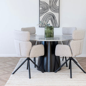 Rund spisebord 120 cm i grå marmorfinish og sort understel – kvadratisk format