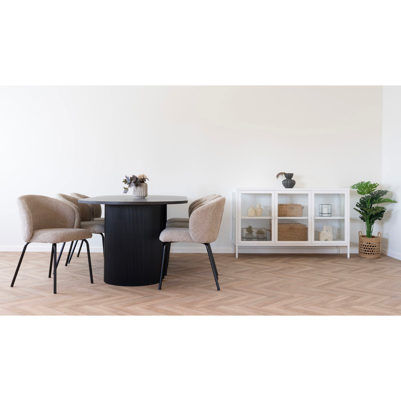 House Nordic Boavista spisebord, mørk brun 100 x 210 cm