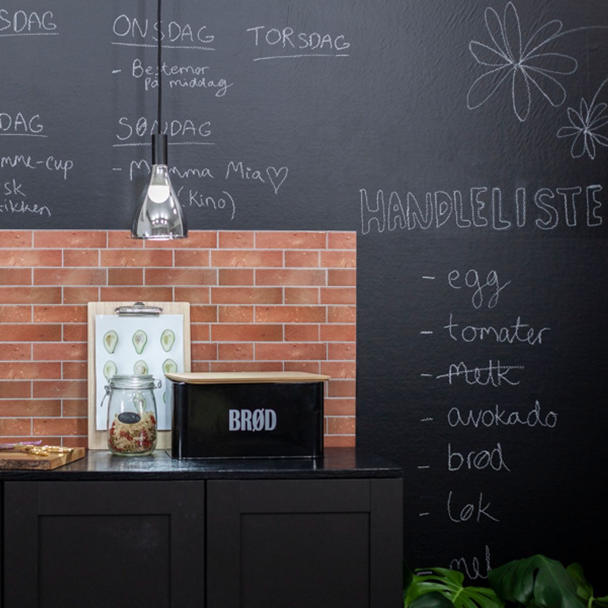 Prov: Whiteboardfolie svart kontaktplast