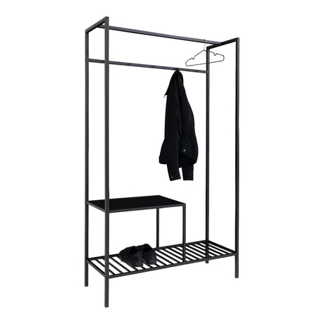 ita Wardrobe åpen garderobe i sort metallramme med klesstang og to hyller – praktisk oppbevaringsløsning til gang eller soverom.