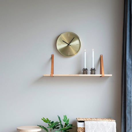 Vegghylle 80 cm i tre med skinnstropper sett forfra