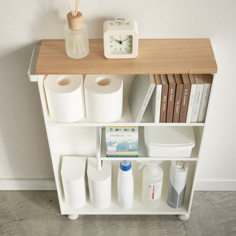 Stilren hylle med justerbare hyller for fleksibel oppbevaring.