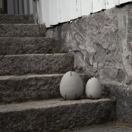 Nærbilde av DBKD Heavy hen stor med markerte detaljer