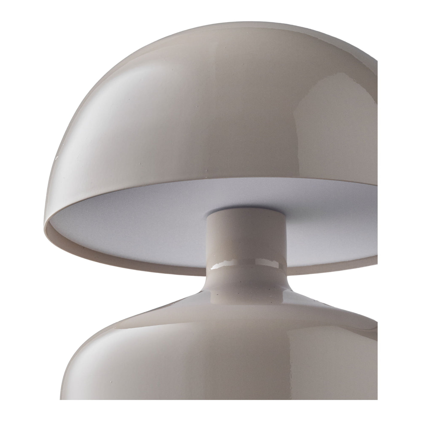 House Nordic Aulla LED bordlampe, oppladbar
