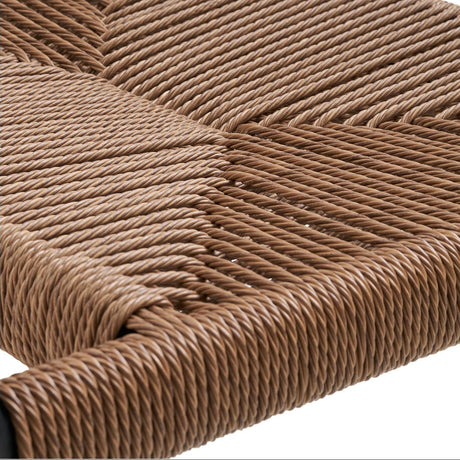 Stabelbar spisestol til terrasse med natur rottinglook og sorte ben