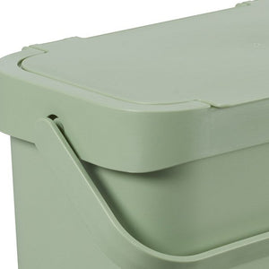 Grønn biobøtte med lokk og hank til kjøkkenbenk