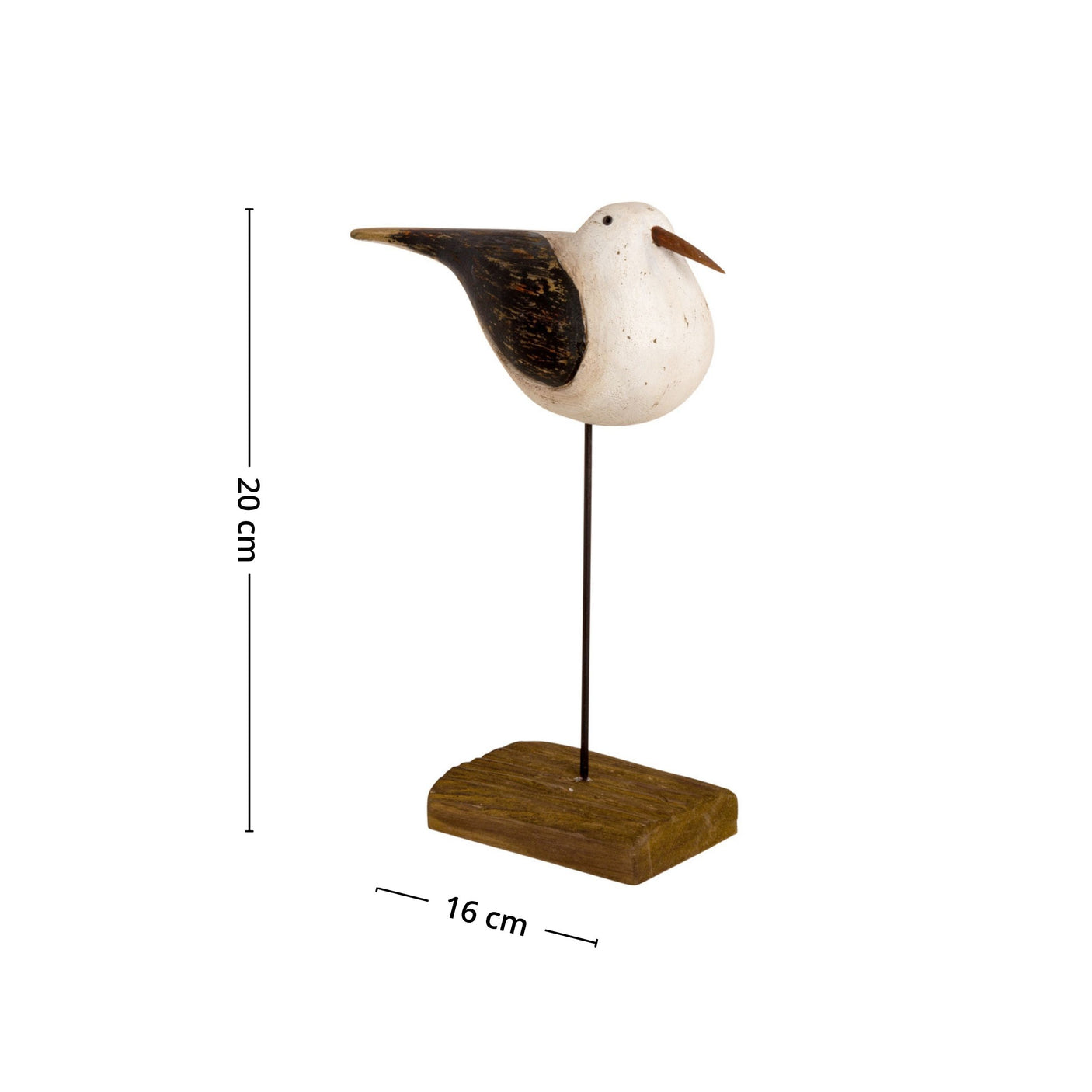 Stående trebøyd måke med håndmalt overflate og naturlig finish.