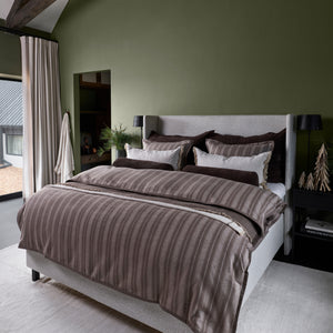 Charleston Hill brun flanell sengetøy i eksklusiv gaveeske