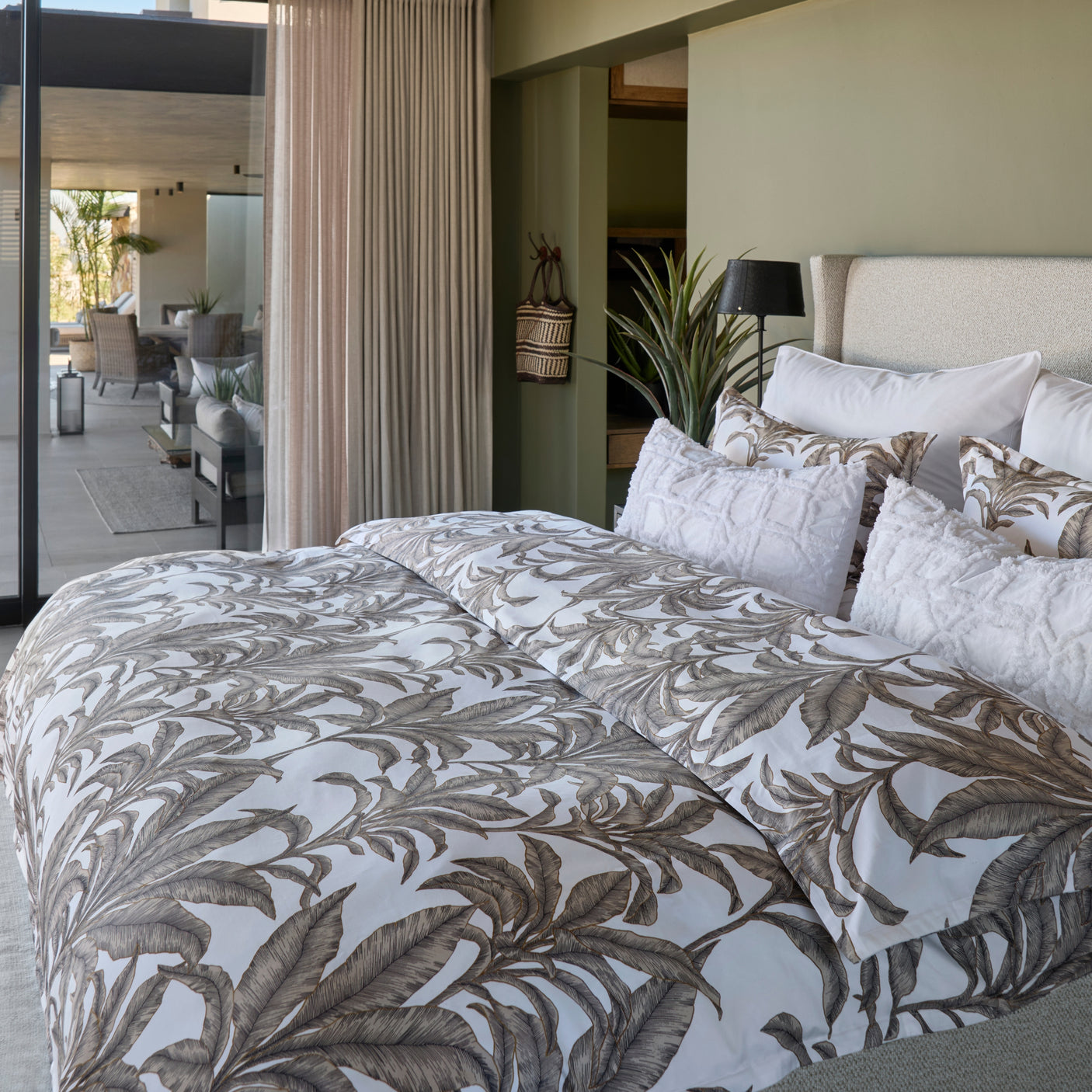 Eksklusivt sengesett i bomullssateng fra Halvor Bakke