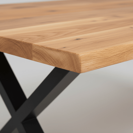 Spisebord 240x95 cm naturlig eikefiner med stålben - Toulon House Nordic
