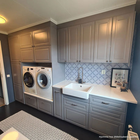 Amanda självhäftande väggplattor