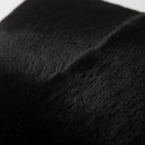 Putetrekk kunstpels sort 50x50cm - myk tekstil til sofa og seng
