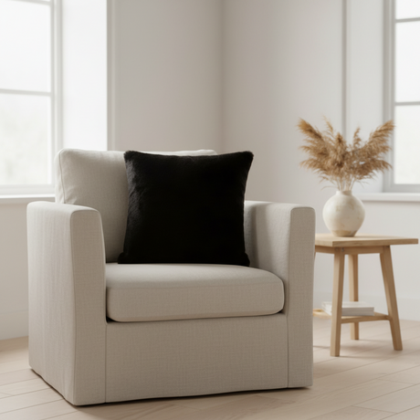 Putetrekk pels sort 50 x 50 cm