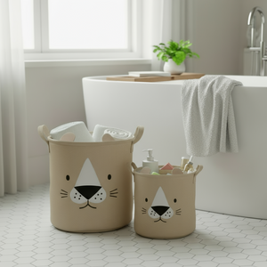 Detaljbilde av cordstoff og håndtak på oppbevaringskurv fra Lindas Dekor – myk tekstur og slitesterk kvalitet i beige polyester.