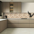 Wooden harmony selvklebende backsplash sikrer veggene på kjøkkenet og tilfører en kjølig eleganse til kjøkkenet. 